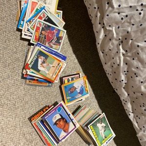 About 200 baseball cards